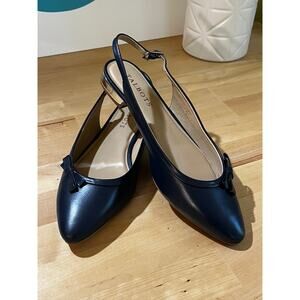 Talbots Slingback side bow pointed toe flats Navy with Gold heel Size 8